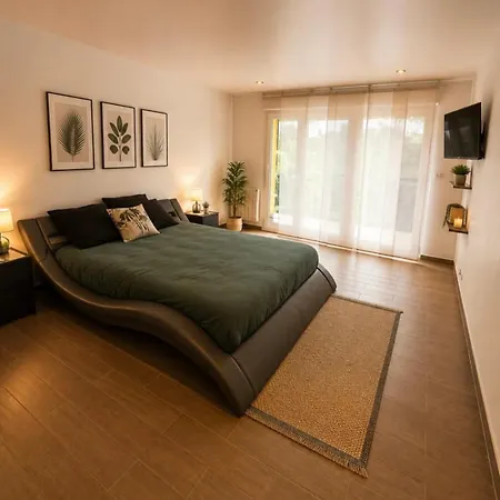 Nature - Piscine Interieur - 15 Personnes Вилла Pernois